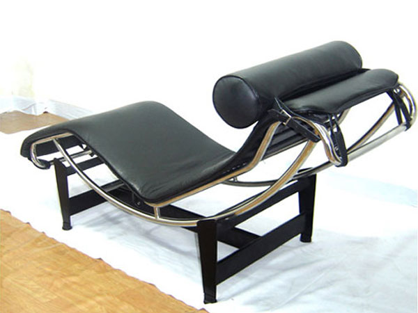 ル・コルビジェ LC4 シェーズロング Le Corbusier リプロダクト【1年